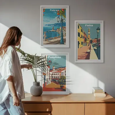 Kompozice obrazů na stěnu retro město ilustrace