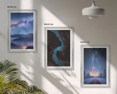 Sada 3 obrazů noční obloha s horskou zimní krajinou