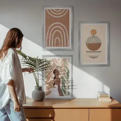 Sada 3 obrazů se stylovými rostlinnými vzory a geometrií