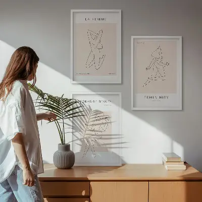 Sada obrazů do obývacího pokoje minimalistické ženské siluety
