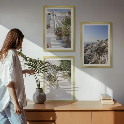 Kompozice obrazů na stěnu bílé schody s výhledem na Santorini