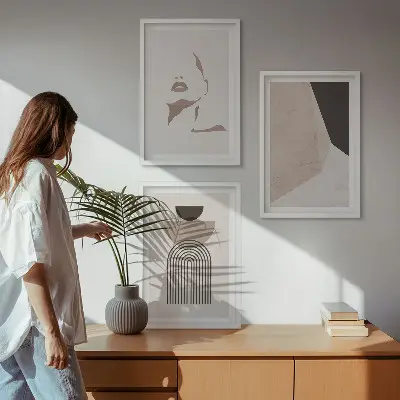 Sada obrazů do obývacího pokoje s abstraktními tvary obličejů