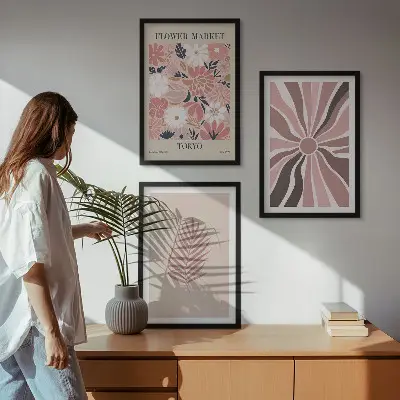 Sada obrazů do obývacího pokoje s květinovými listy a geometrickými vzory