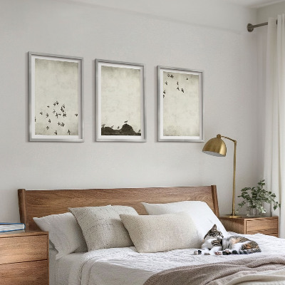 Sada obrazů do obývacího pokoje Ptáci za letu v minimalistickém stylu