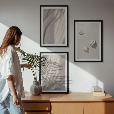 Sada obrazů do obývacího pokoje s detailními záběry struktury v boho stylu