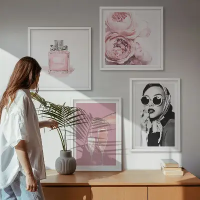 Moderní sada obrazů stylové růžové doplňky