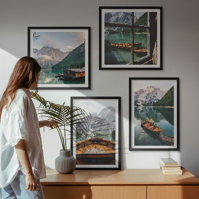 Moderní sada obrazů Jezero, hory, lodě, chata, okno