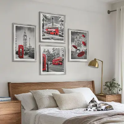Moderní sada obrazů listy ginkgo na světlém pozadí