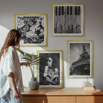 Moderní sada obrazů portrét ženy s Eiffelovou růží