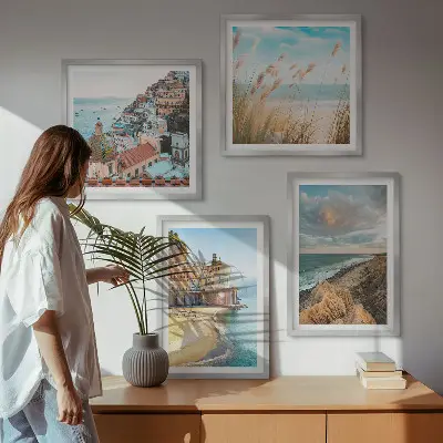 Moderní sada obrazů krajiny s motivem pláže, města a útesů
