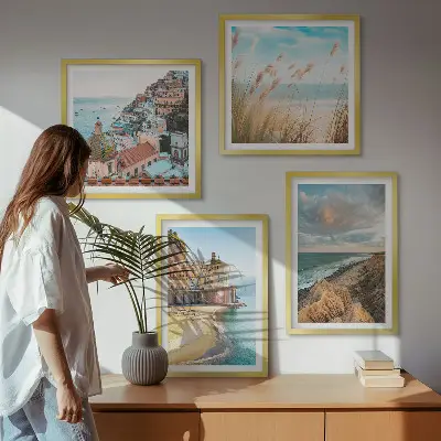 Moderní sada obrazů krajiny s motivem pláže, města a útesů