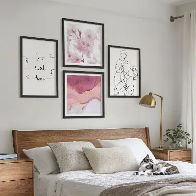 Moderní sada obrazů minimalistické květiny