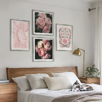 Moderní sada obrazů vintage růže s motivem mramorových snů