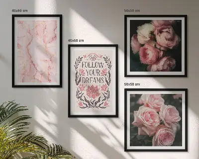 Moderní sada obrazů vintage růže s motivem mramorových snů