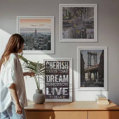 Sada moderních obrazů s motivem newyorské krajiny a citátem