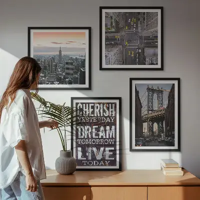 Sada moderních obrazů s motivem newyorské krajiny a citátem