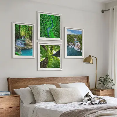 Dekorativní sada obrazů s motivem zeleného lesního vodopádu