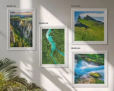 Moderní sada obrazů zelené hory, řeka a skály