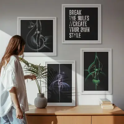 Sada abstraktních obrazů s černými vzory