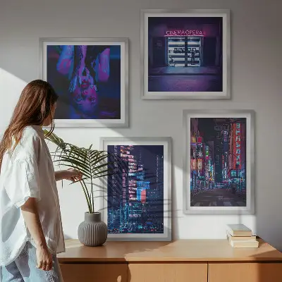 Dekorativní sada obrazů noční město s neonovými světly