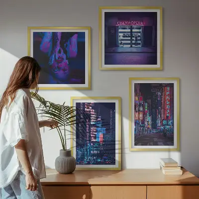 Dekorativní sada obrazů noční město s neonovými světly