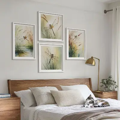 Moderní sada obrazů vážky a trávy v akvarelovém stylu