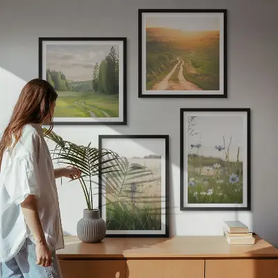 Moderní sada obrazů s motivem krajiny se sluncem nad polem