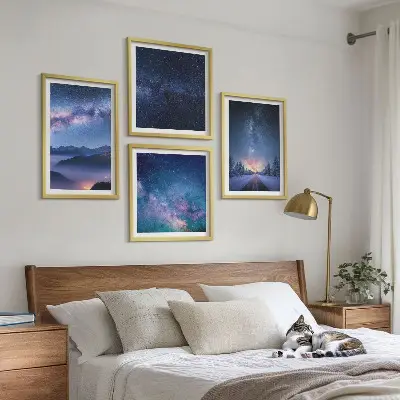 Moderní sada obrazů noční obloha s horskou zimní krajinou