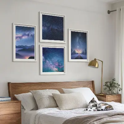Moderní sada obrazů noční obloha s horskou zimní krajinou