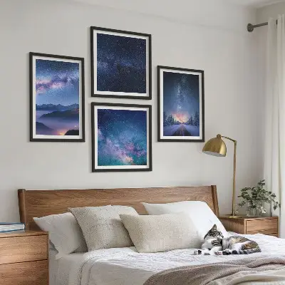Moderní sada obrazů noční obloha s horskou zimní krajinou