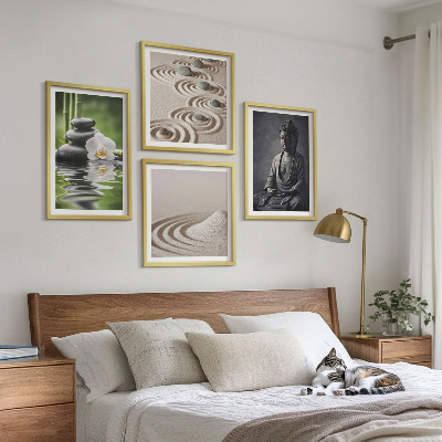 Moderní sada obrazů Relaxující Buddha na pláži