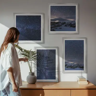 Sada obrazů Moderní hory se zobrazením noční hvězdné oblohy