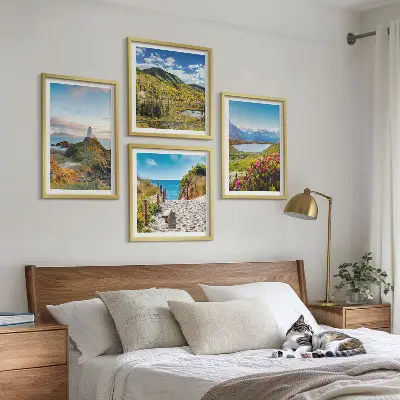 Moderní sada obrazů pláž, maják, hory, louky a květiny