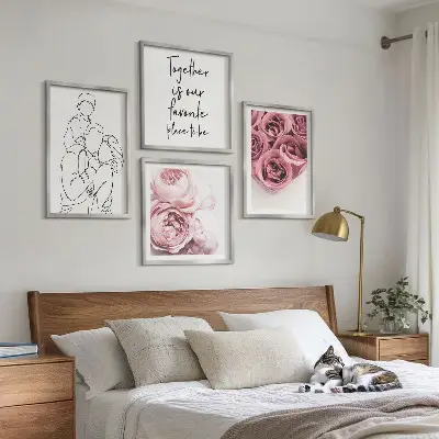 Dekorativní sada obrazů lineart s motivem růžové kytice