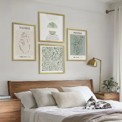 Moderní sada obrazů s motivem minimalistických rostlinných linií