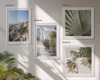Dekorativní sada obrazů bílé schody s výhledem na Santorini