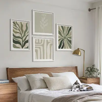 Moderní sada obrazů rostlinné vzory v minimalistickém zeleném stylu