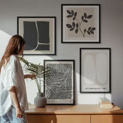 Sada obrazů s rostlinnými motivy minimalistické provedení