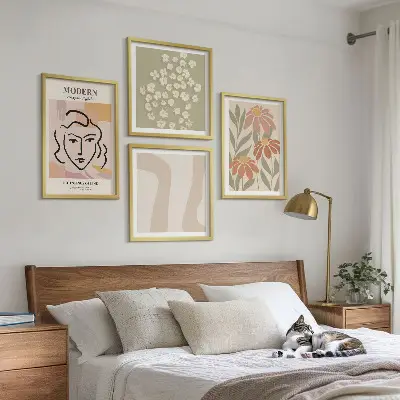 Moderní sada obrazů abstraktní žena