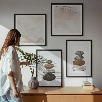 Dekorativní sada obrazů s motivem malovaných kamenných hromad v boho stylu