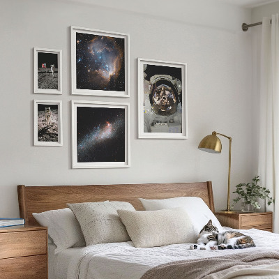 Poliptyk v rámu Astronauti přistávají na Měsíci