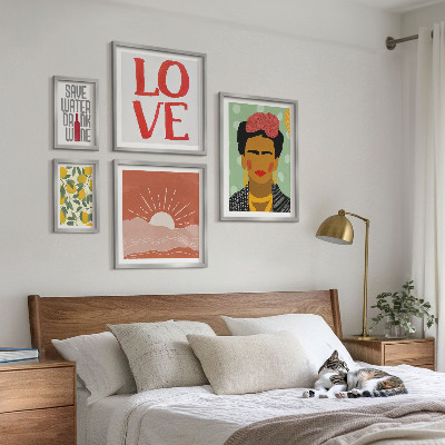 Sada obrazů do ložnice Žena s květinami v boho stylu