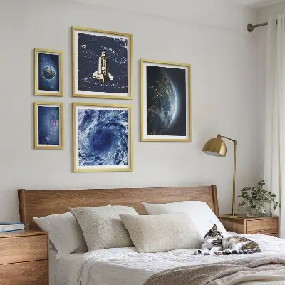 Kosmické krajiny Země poliptyk v rámu