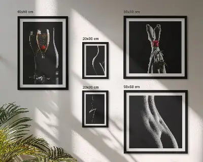 Poliptyk v rámu elegantní moderní akcenty v černé a červené barvě