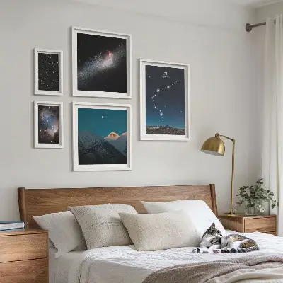 Sada obrazů do ložnice s motivem kosmické krajiny galaxií