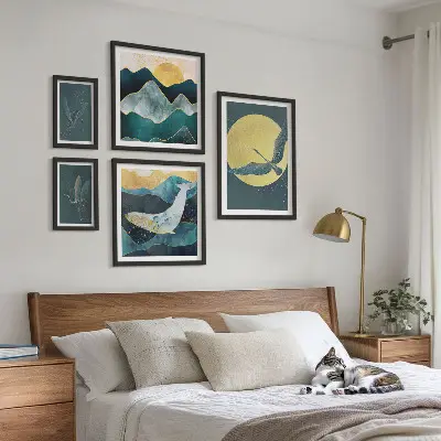 Sada obrazů do ložnice ptáci v horách v moderním stylu