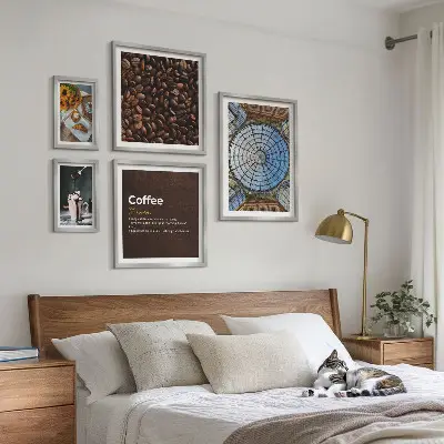 Poliptyk v rámu kávové sladkosti v rustikálním stylu