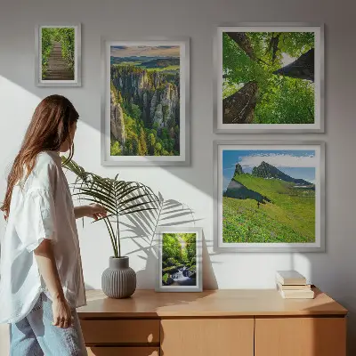 Zelená krajina, přírodní stezky poliptyk v rámu