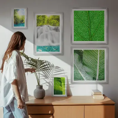 Sada obrazů do ložnice tropické palmové vodopády