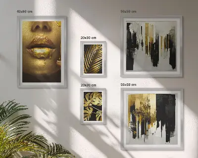 Polyptych v rámu s motivem glamour rostlin a tváří